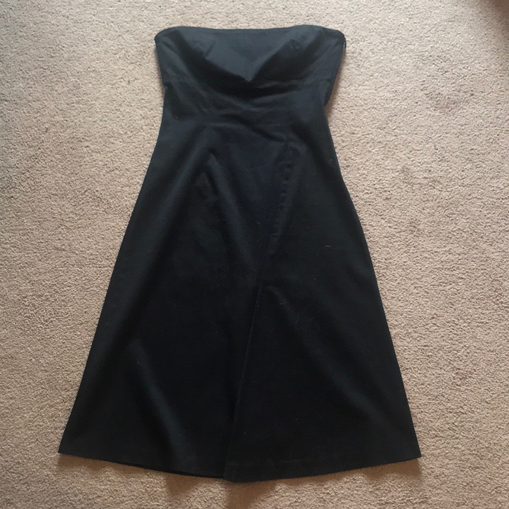 Strapless LBD